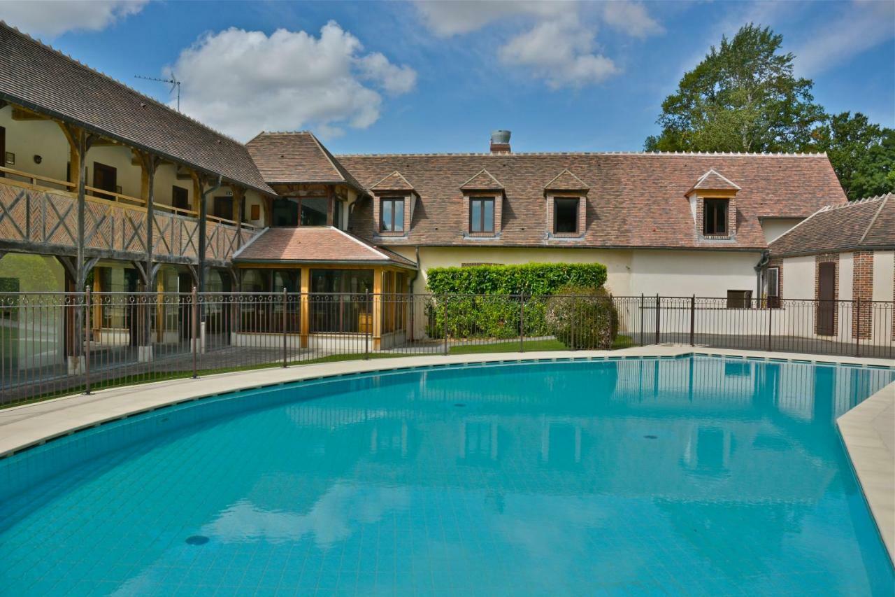 Domaine Du Roncemay - Hotel, Restaurants, Spa & Golf Aillant-sur-Tholon Exterior foto